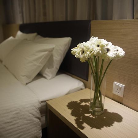 I Am Jazz Hotel Джохор-Бару Экстерьер фото